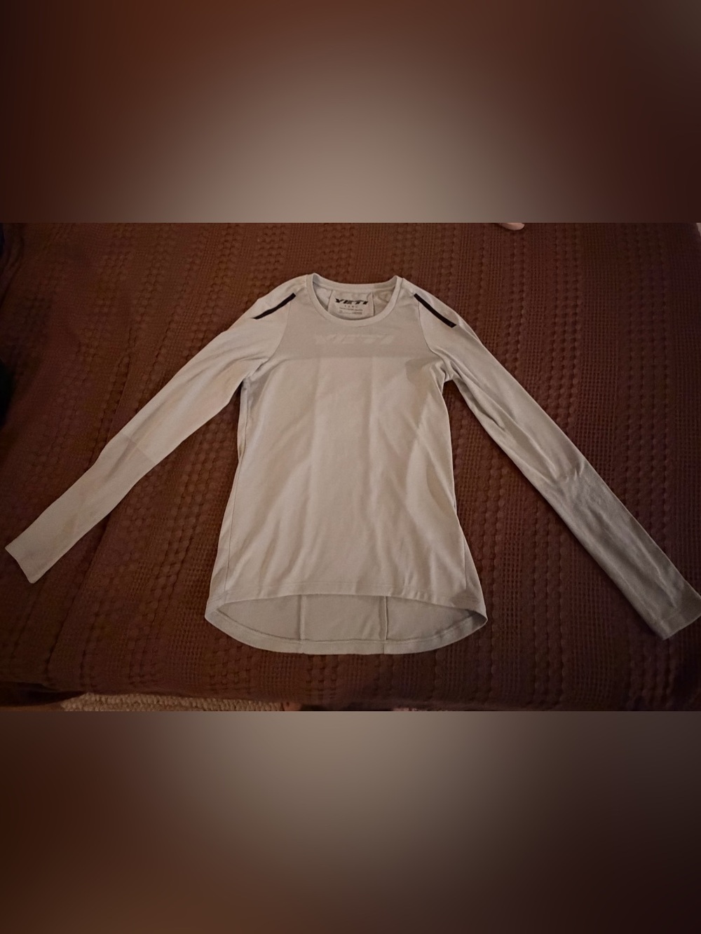 Yeti Women's Light Gray/mint green Scoop-Neck Performance bike top